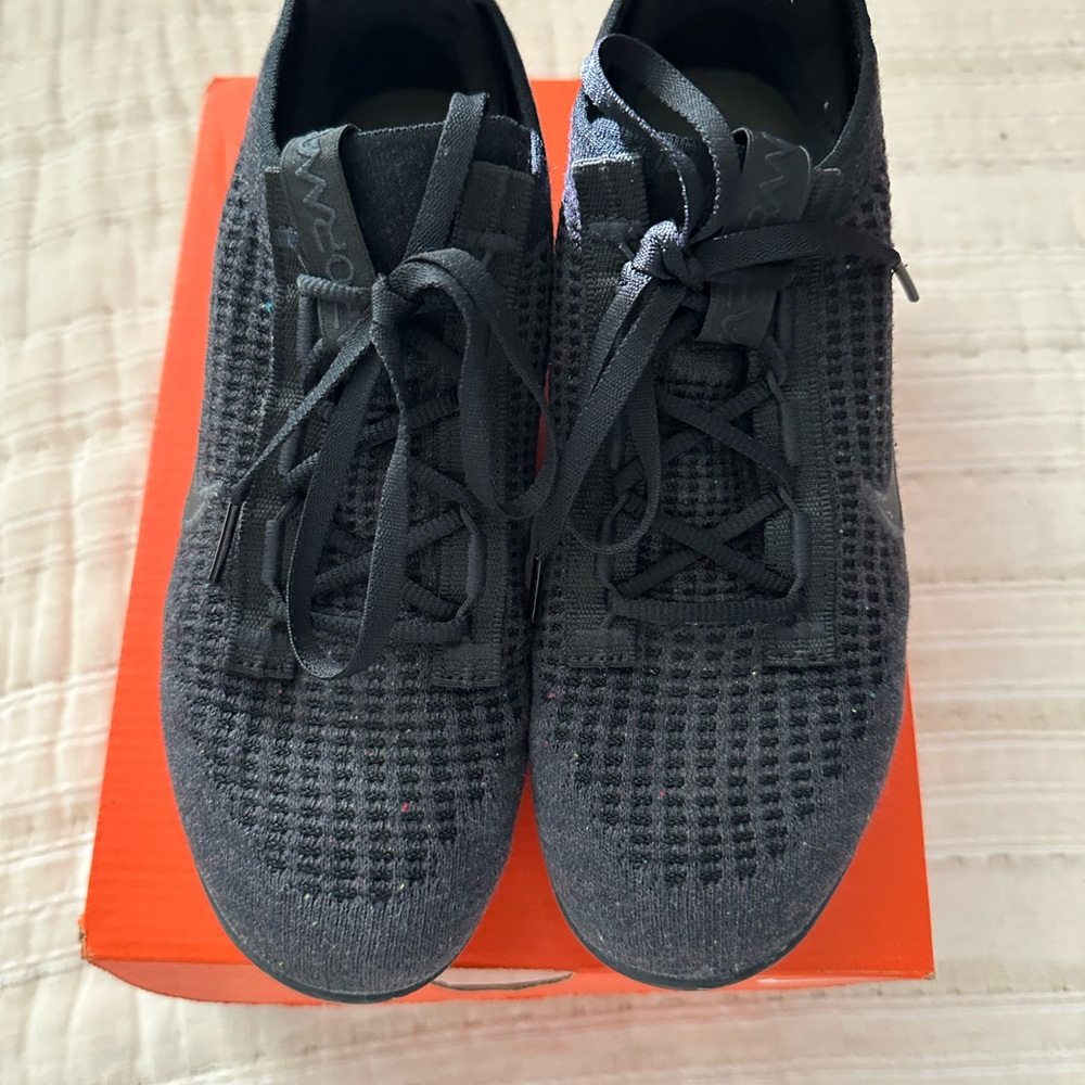 Nike Dark Gray Knit Sneakers